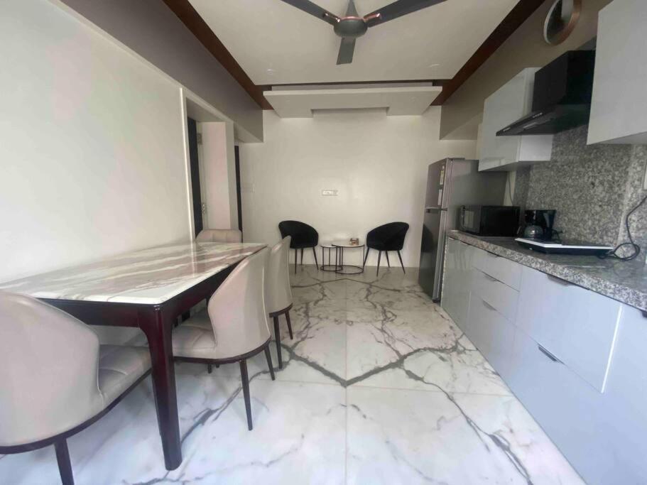 Bandra'S Prime Luxurious 2 Bhk Apartment Mumbai Exterior foto